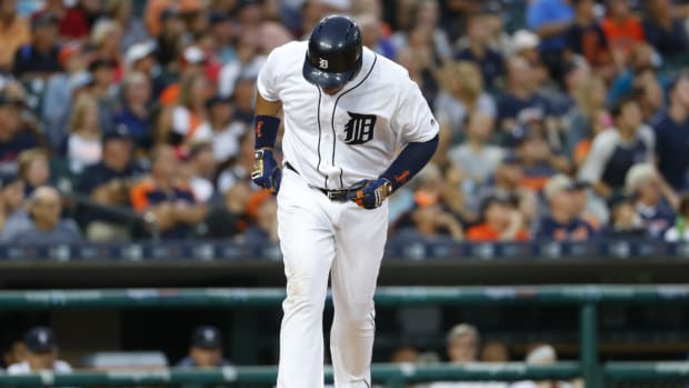 tigers-miguel-cabrera-injury-biceps.jpg